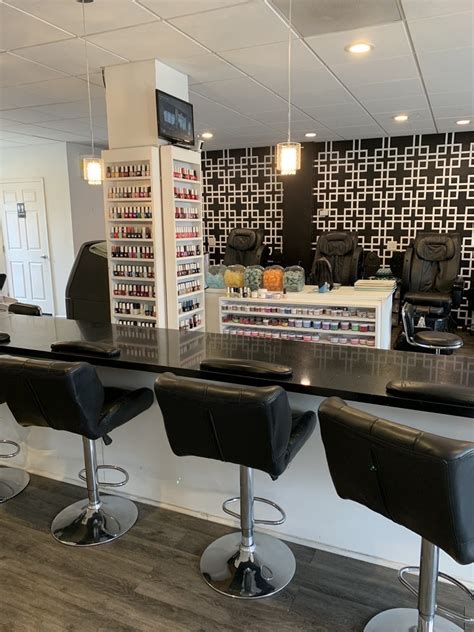 AABA is comprised of businesses along San Diegos Adams Avenue, from the neighborhood of Kensington through Normal Heights and into sections of North Park. . Adams avenue nail bar